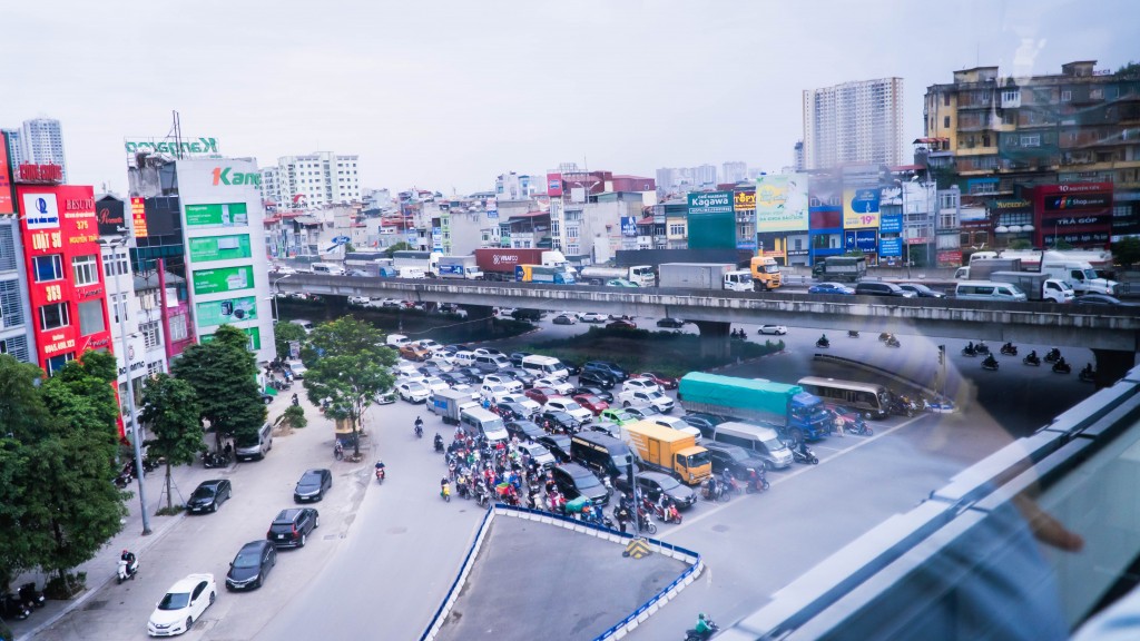 Tàu trên cao Cát Linh - Hà Đông nhanh chóng và không còn cảnh chen chúc