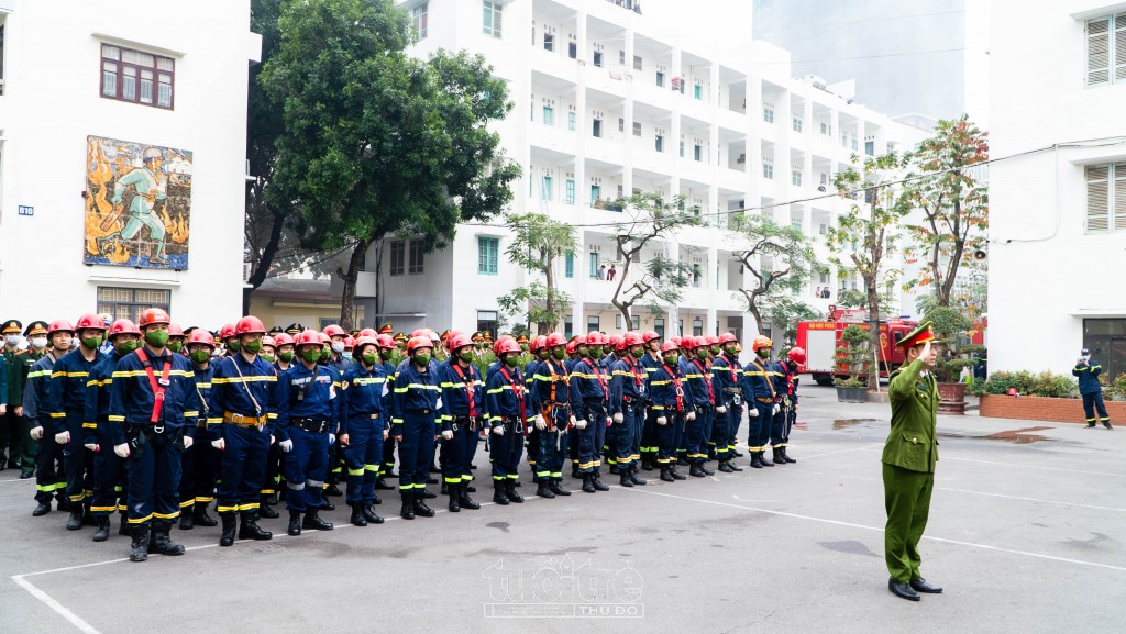 Lực lượng cứu nạn, cứu hộ đã hoàn thành nhiệm vụ dập tắt đám cháy và cứu người bị nạn thành công