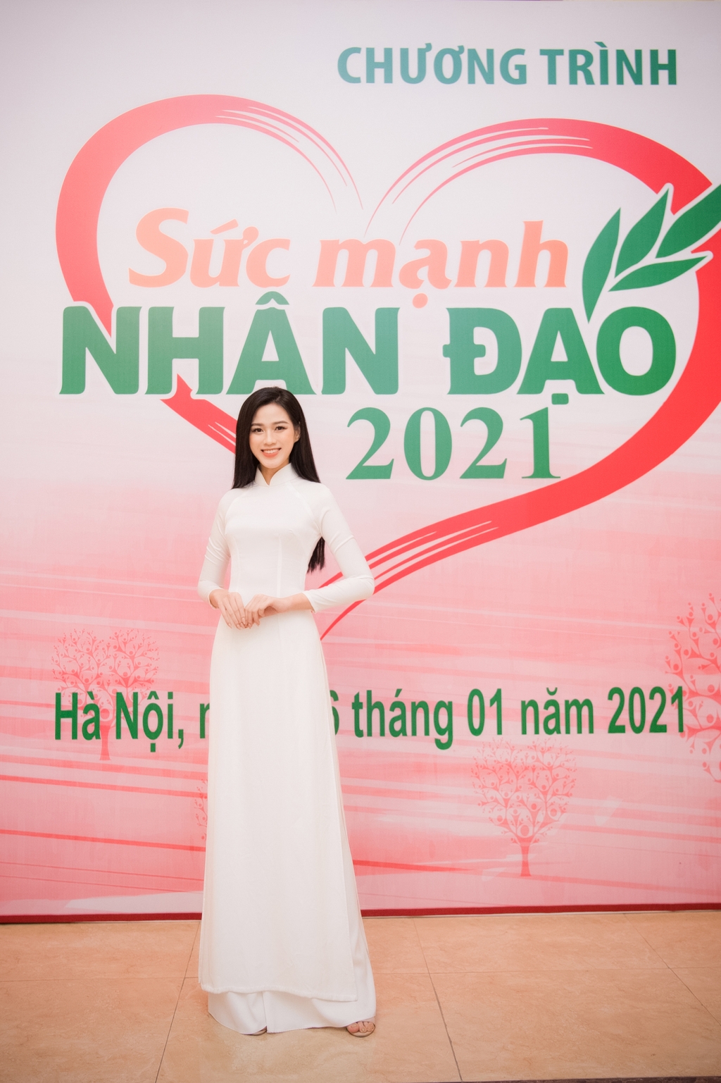 Hoa hậu Đỗ Hà trở thành đại sứ Hội Chữ thập đỏ Việt Nam