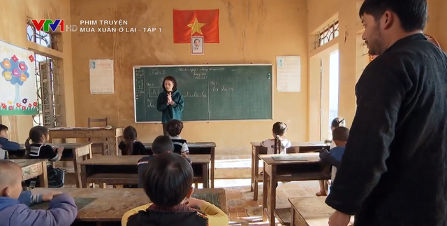 Gặp lại “cô giáo” Lương Thu Trang trong phim thế sóng “Phố trong làng”