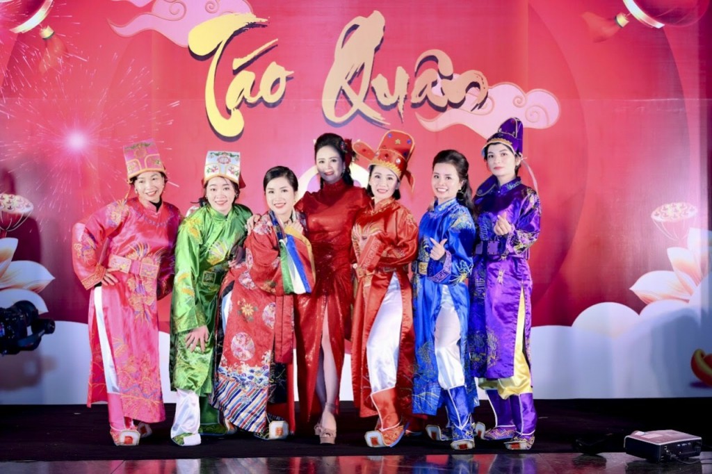 Táo quân Happy Women 2022 do Học viện Doanh nhân, trực thuộc mạng lưới nữ lãnh đạo toàn cầu Happy Women Leader Network tổ chức, đã điểm lại và làm nổi bật được chuỗi các sự kiện của Happy Women tổ chức trong suốt năm 2021. 