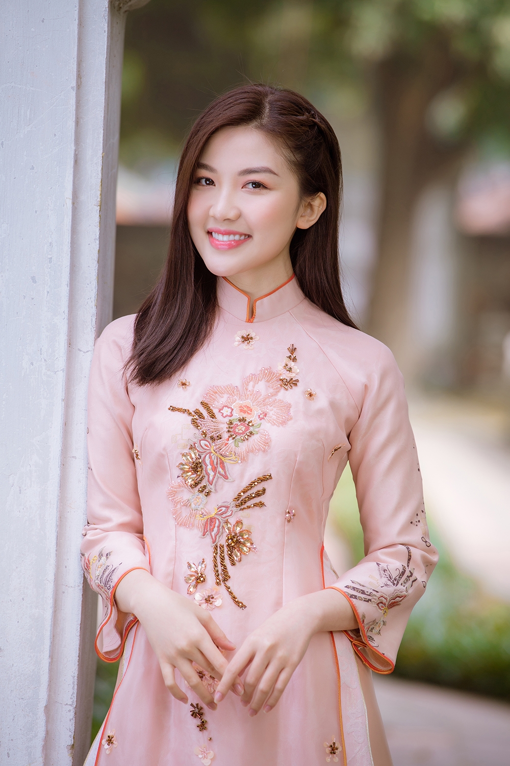 Tung bộ ảnh áo dài, diễn viên Lương Thanh hào hứng chia sẻ dự định trong năm mới 2021