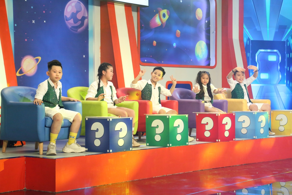 Tham gia gameshow kiếm tiềm chào đón nhóc tì thứ 2, Ngọc Trai chỉ mang về được 3 bịch tã