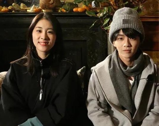 Hoa Thần Vũ và Trương Bích Thần khi yêu nhau.