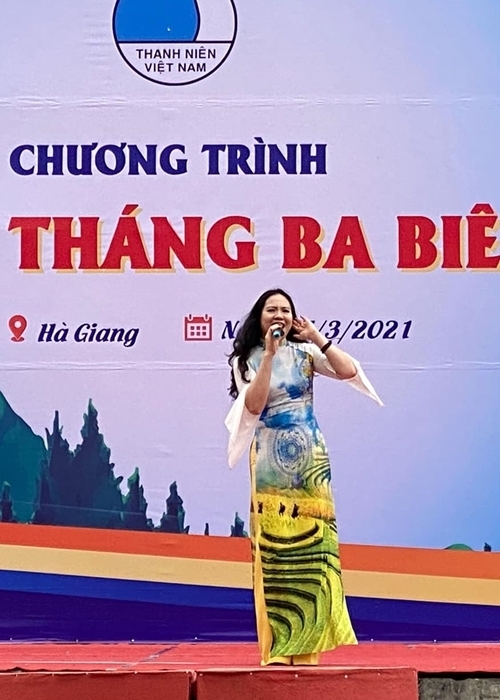 Ca sĩ Thanh Nga.