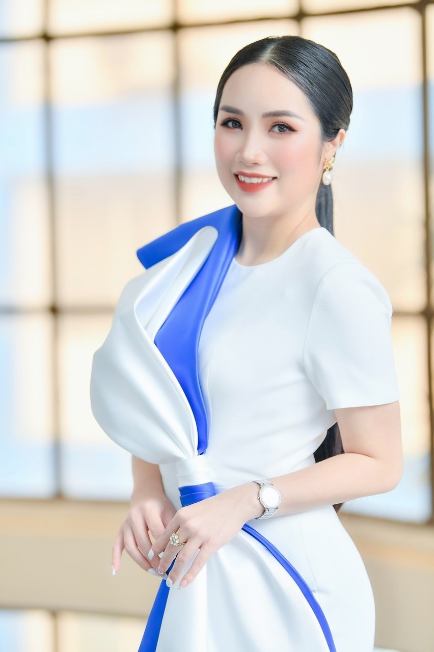 Doanh nhân Đỗ Hương Ly - PCT sáng lập và điều hành mạng lưới Happy Women Leader Network 