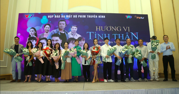 Thu Quỳnh, Phương Oanh đối đầu giành giật Mạnh Trường trong phim 