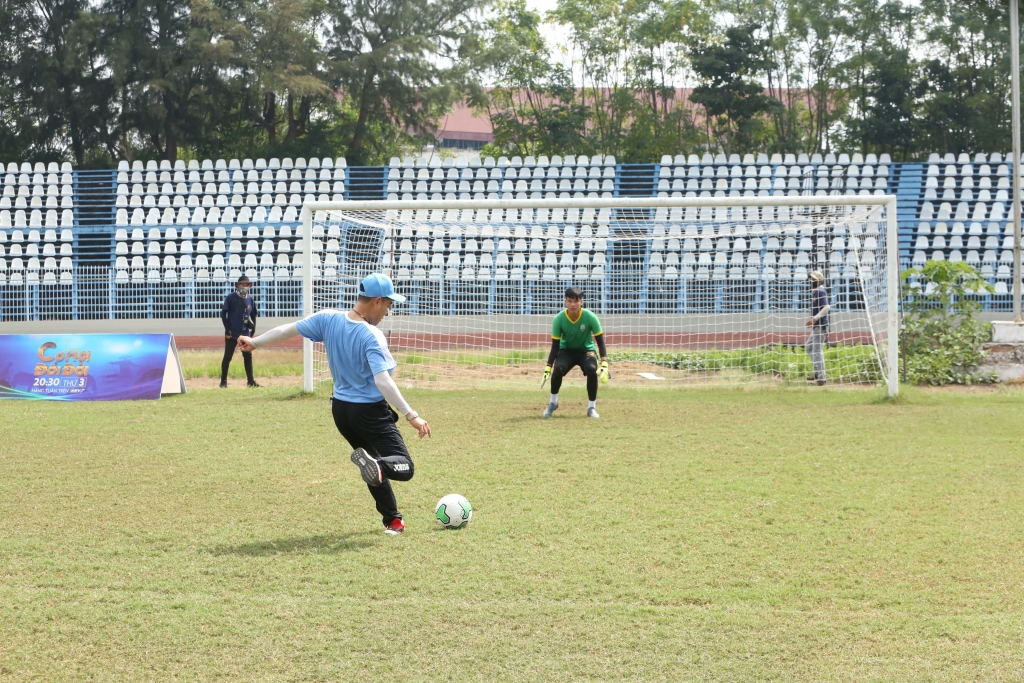 Danh thủ Nguyễn Hồng Sơn