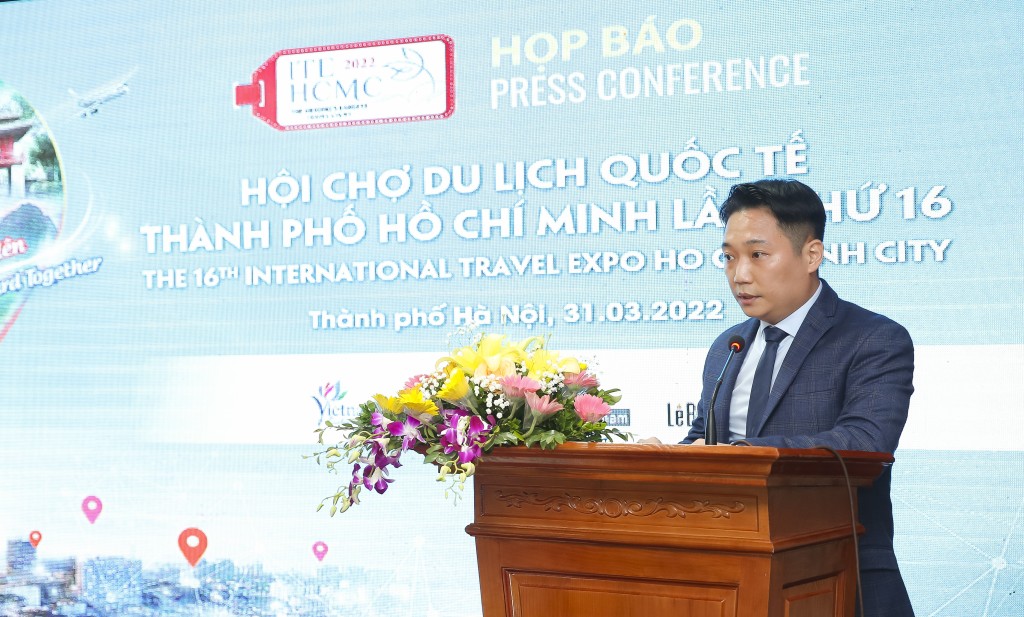 Đồng chí Lê Trương Hiền Hòa - Phó Giám đốc Sở Du lịch Thành phố Hồ Chí Minh phát biểu tại buổi họp báo