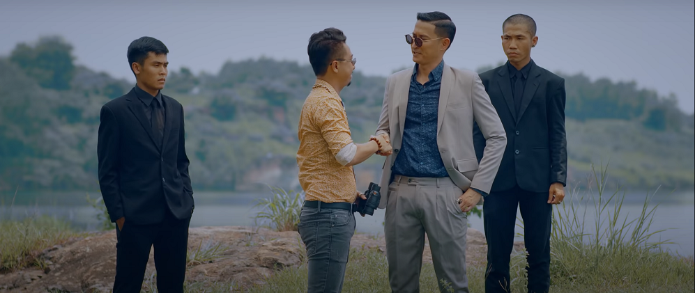 Cứ tưởng Bảy Gà và Lão Tứ là cùng phe, ai ngờ tất cả chỉ là âm mưu của anh em Xã đoàn