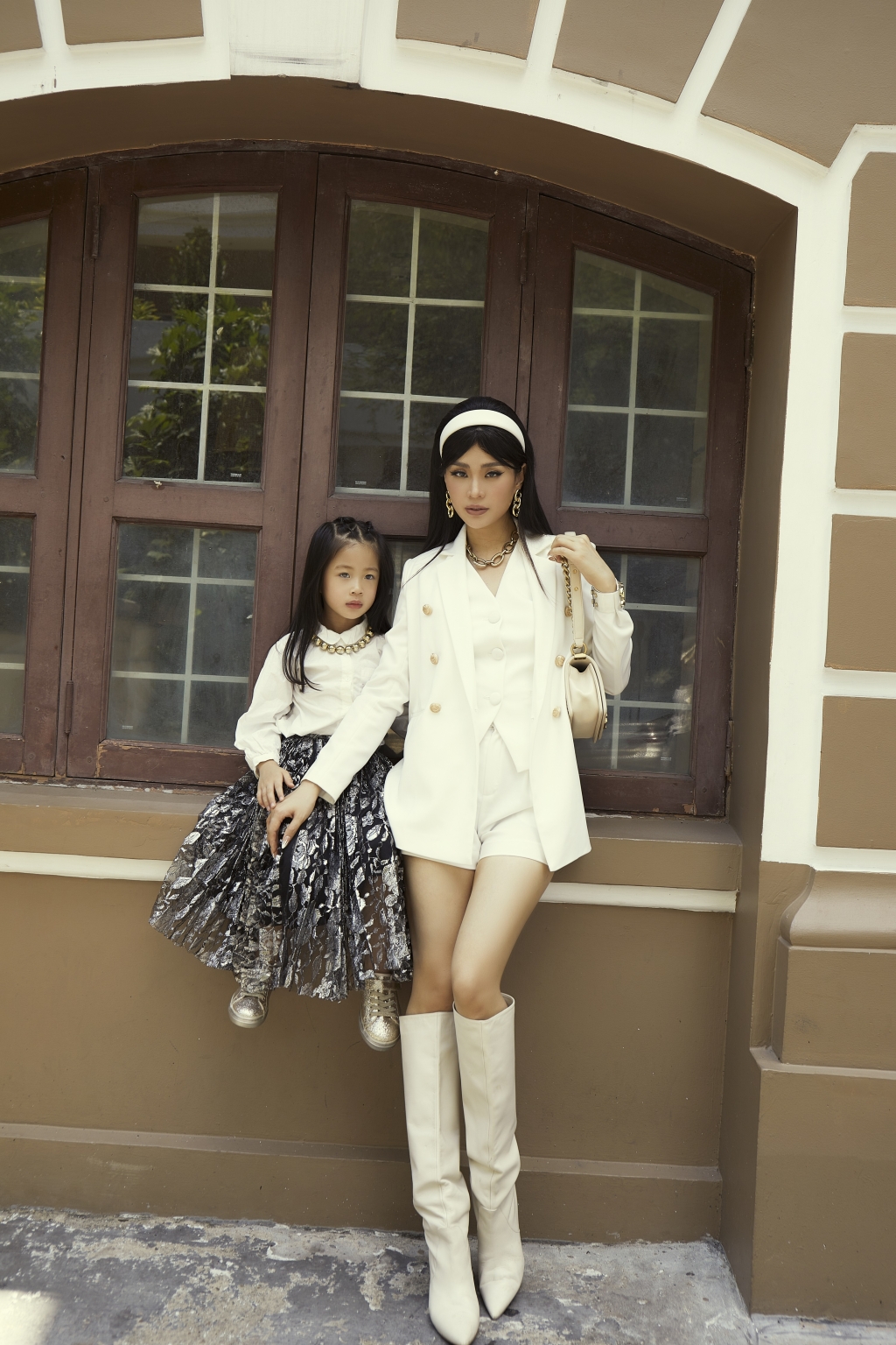 Á hậu Diễm Trang khoe bộ ảnh cùng con gái nhân dịp Quốc tế Thiếu nhi