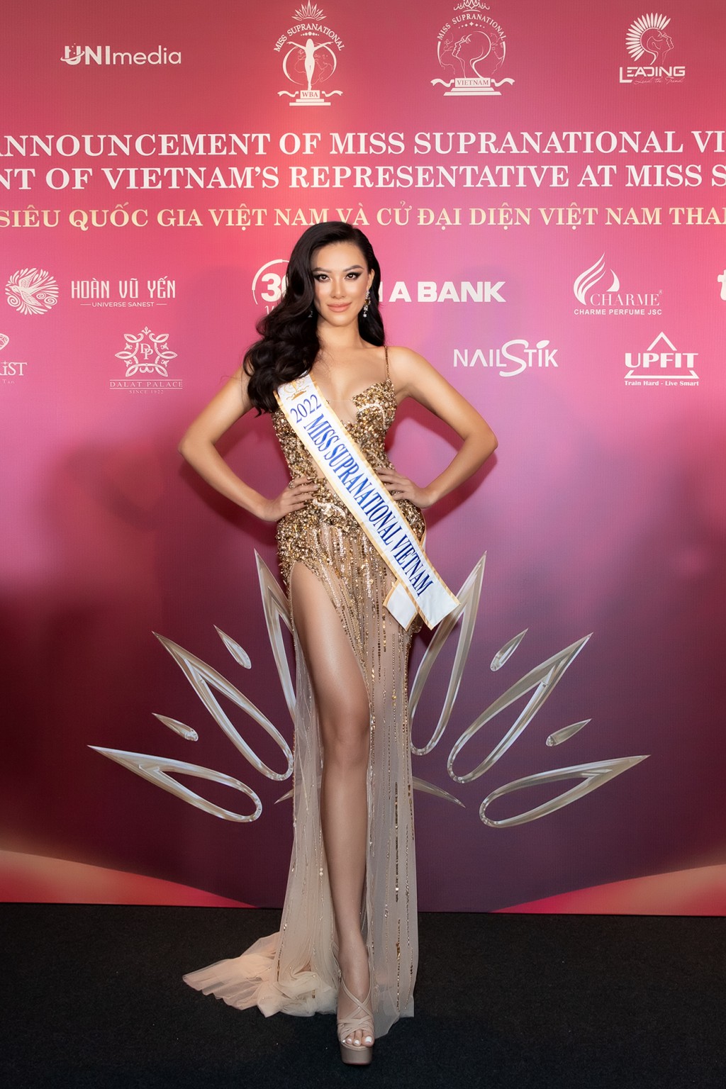 Á hậu Kim Duyên