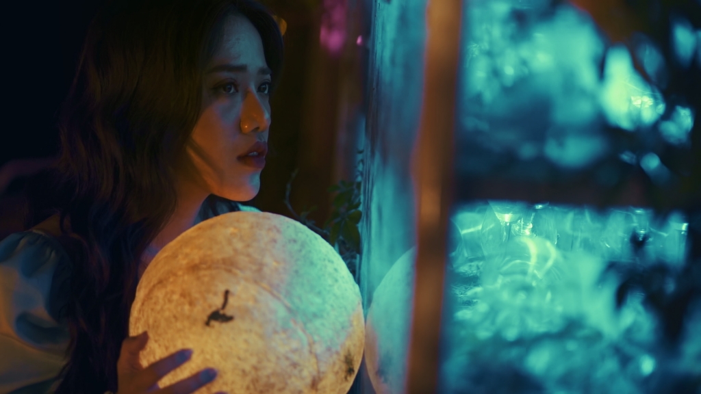 Phùng Khánh Linh phát hành ca khúc được khán giả mê nhất trong album 