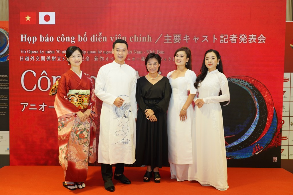 Công bố diễn viên chính vở opera 