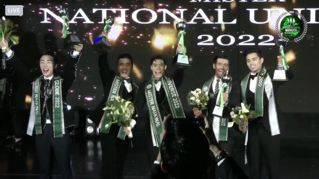 Ngô Hoàng Phi Việt đăng quang Mister National Universe 2022