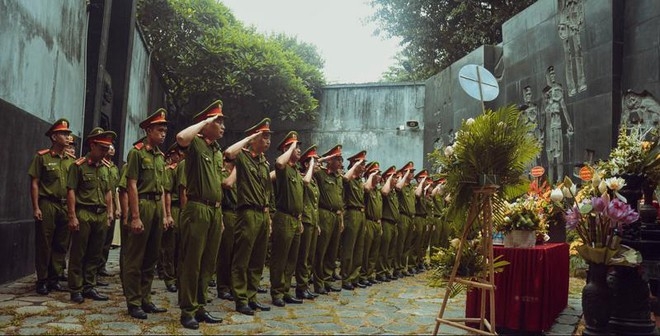 Đây là một trong những hướng đi mới của Ban quản lý di tích Nhà tù Hỏa Lò nhằm giúp thế hệ trẻ tìm hiểu lịch sử Việt Nam một cách dễ dàng hơn.