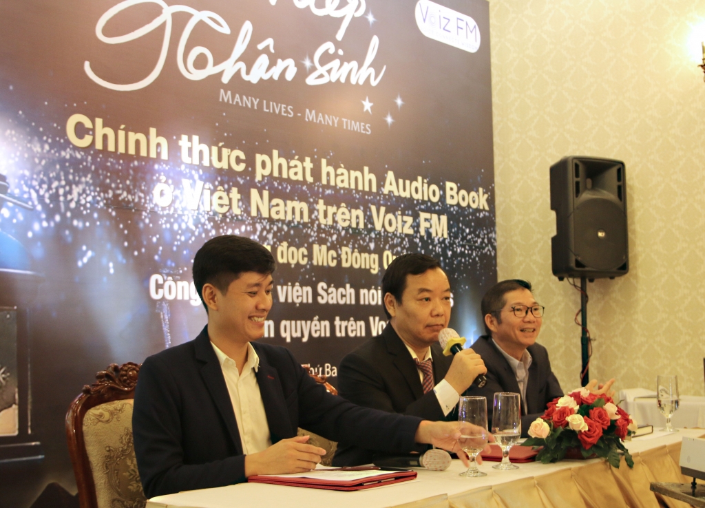 3145 first news va wewe ky kyt hyp tac chiyn lyyc phat hanh thy viyn sach noi co byn quyyn tren voiz fm3
