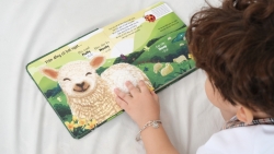 Những cuốn sách giúp trẻ vừa học vừa giải trí như đồ chơi dịp Trung thu