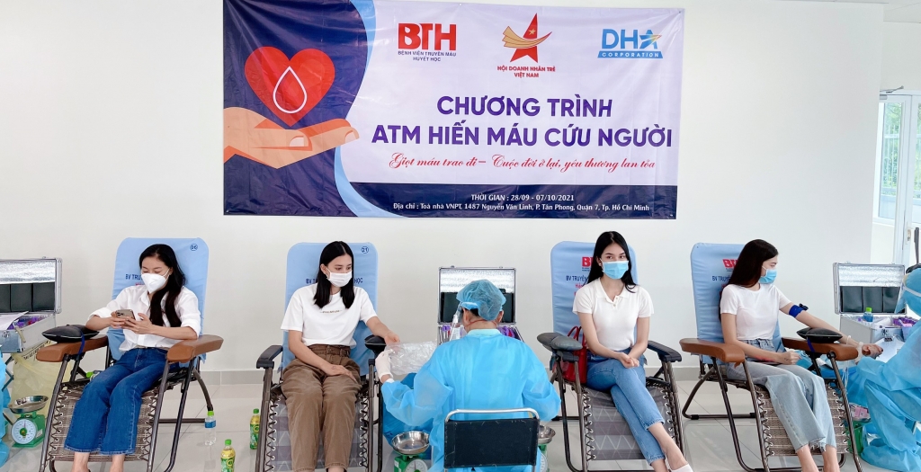 Dàn hoa hậu hiến máu cứu người trong đại dịch