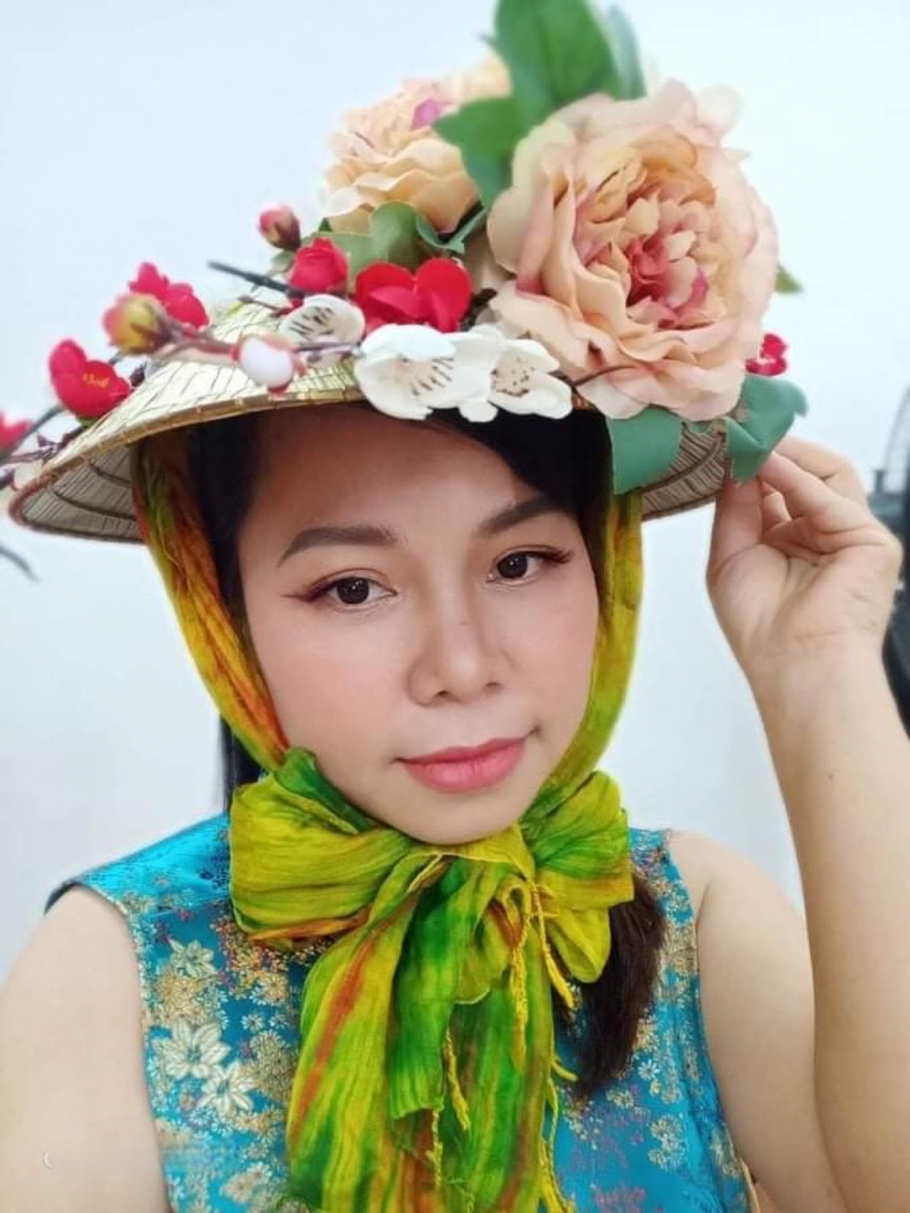 Cô Bùi Vân Anh