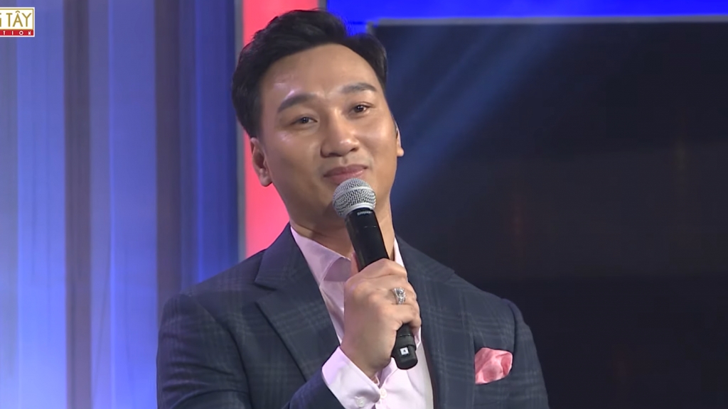 MC Thành Trung “xin phép” nhà báo Lại Văn Sâm khi trở thành host “Cơ hội cho ai - Whose chance” mùa 2