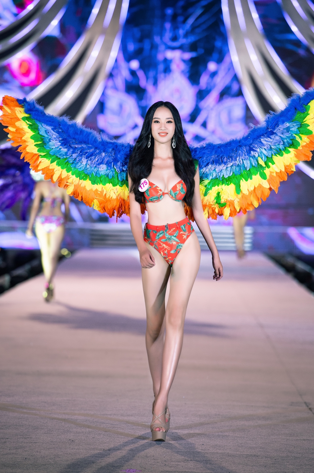 Lộ diện Top 5 Người đẹp biển - Hoa hậu Việt Nam 2020