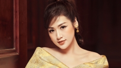 Tin tức giải trí mới nhất ngày 18/11: Tú Anh phản bác ác cảm Hoa hậu, Á hậu chỉ vô tích sự