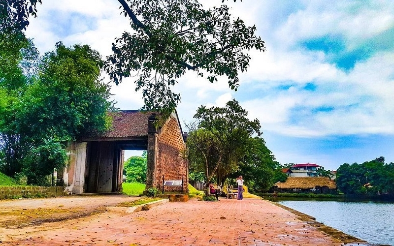 Hà Nội có rất nhiều địa điểm, di tích, truyền thống văn hóa, làng nghề để có thể liên kết với nhau tạo thành chuỗi điểm đến cho du lịch phát triển