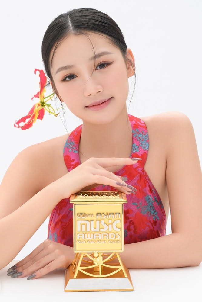 Nữ ca sĩ trẻ Amee