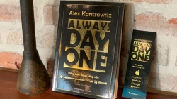 Tìm hiểu công thức thành công của Amazon, Facebook, Google và Microsoft trong cuốn sách "Always day one"