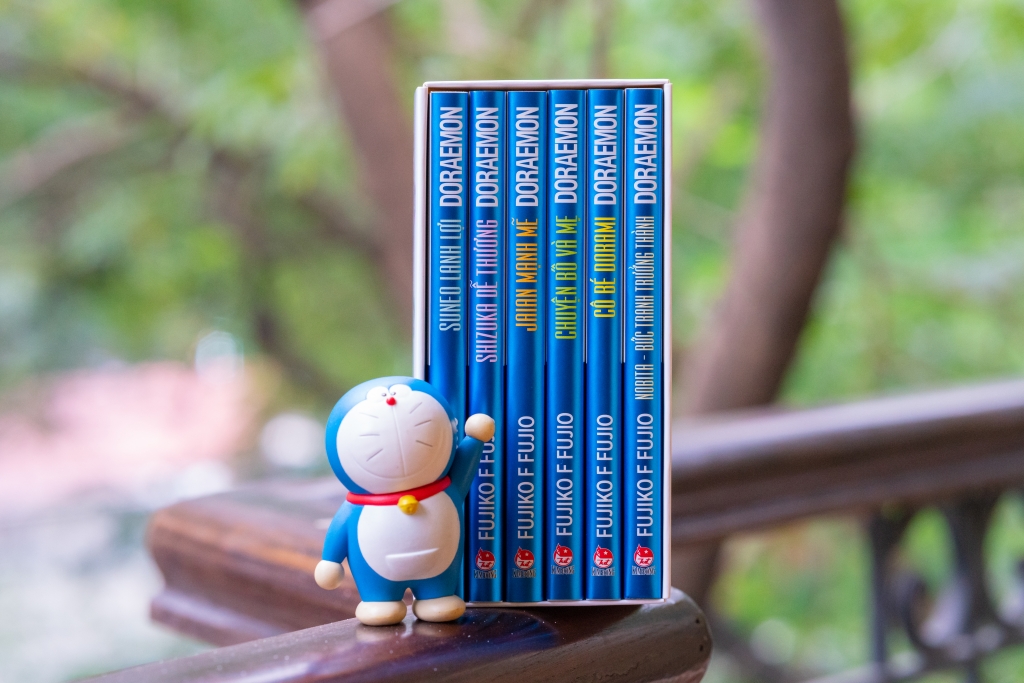 Bộ đôi ấn phẩm kỉ niệm 50 năm Doraemon ra đời