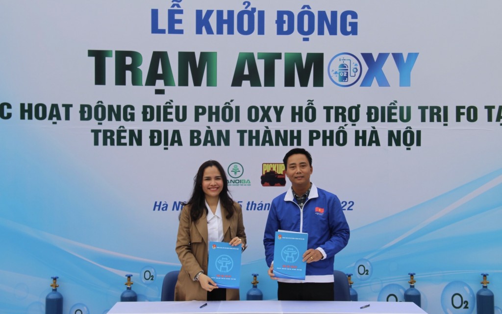 Khởi động chương trình “Hà Nội nghĩa tình - ATM Oxy miễn phí”