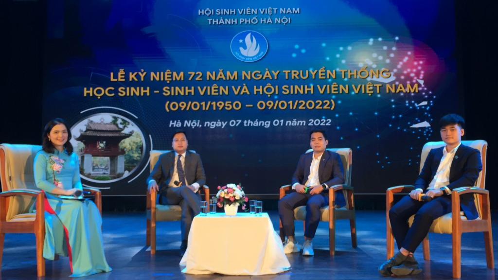 Sinh viên Thủ đô kỷ niệm 72 năm Ngày truyền thống Học sinh - Sinh viên và Hội Sinh viên Việt Nam