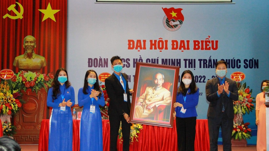 Đồng chí Đỗ Viết Hào tái đắc cử chức vụ Bí thư Đoàn thị trấn Chúc Sơn