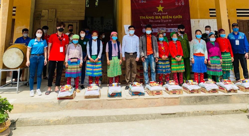 Nhiều hoạt động ý nghĩa trong chương trình “Tháng ba biên cương - Hà Giang nghĩa tình” Nhiều hoạt động ý nghĩa trong chương trình “Tháng ba biên cương - Hà Giang nghĩa tình”