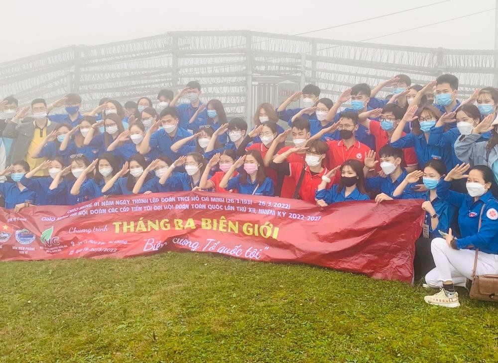 Nhiều hoạt động ý nghĩa trong chương trình “Tháng ba biên cương - Hà Giang nghĩa tình” Nhiều hoạt động ý nghĩa trong chương trình “Tháng ba biên cương - Hà Giang nghĩa tình”