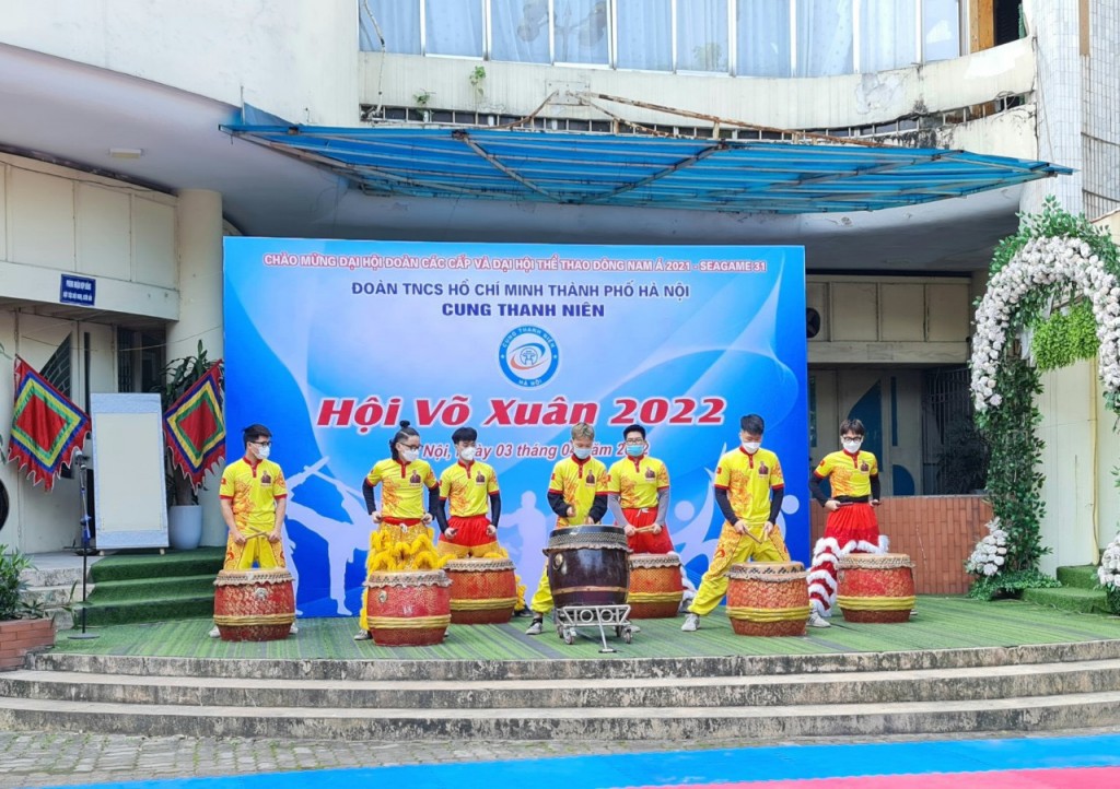 Hấp dẫn các màn biểu diễn võ thuật đặc sắc từ Hội võ xuân 2022 Hấp dẫn các màn biểu diễn võ thuật đặc sắc từ Hội võ xuân 2022