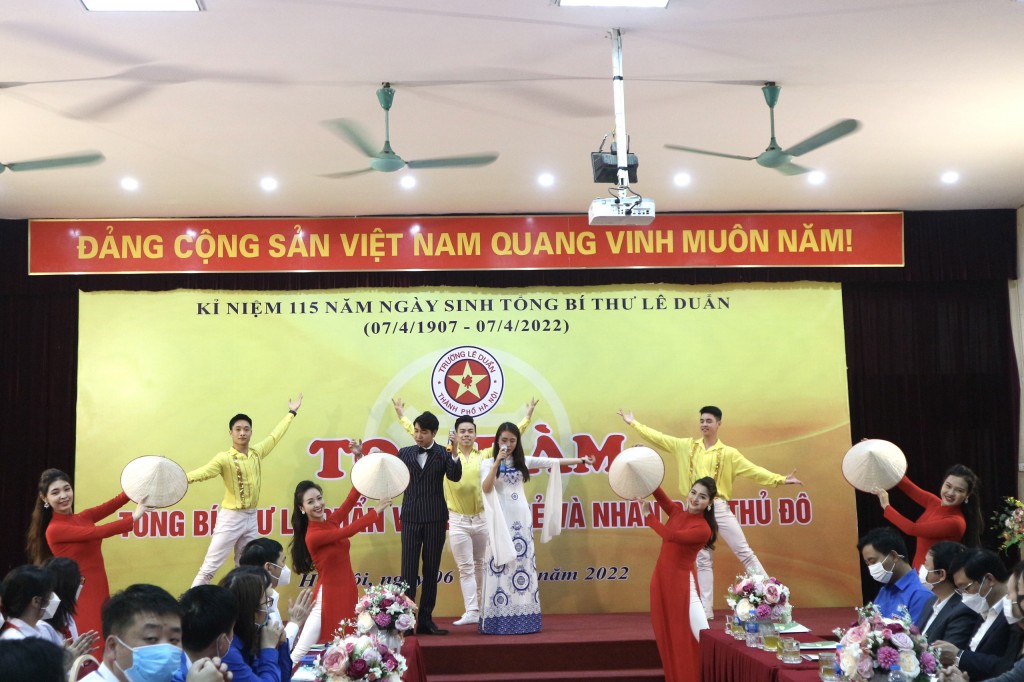 Tọa đàm “Tổng Bí thư Lê Duẩn với tuổi trẻ và Nhân dân Thủ đô