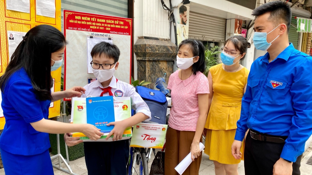 Nguyễn An Nguyên, học sinh trường tiểu học Trần Nhật Duật Nguyễn An Nguyên, học sinh trường tiểu học Trần Nhật Duật