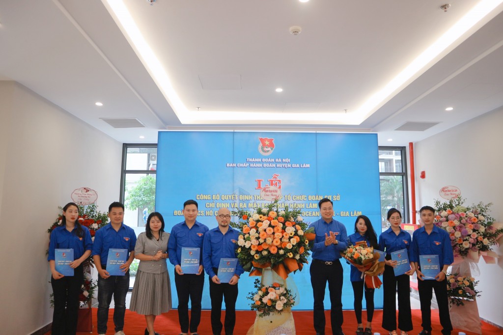 Ra mắt Đoàn thanh niên khu đô thị Vinhomes Ocean Park Ra mắt Đoàn thanh niên khu đô thị Vinhomes Ocean Park