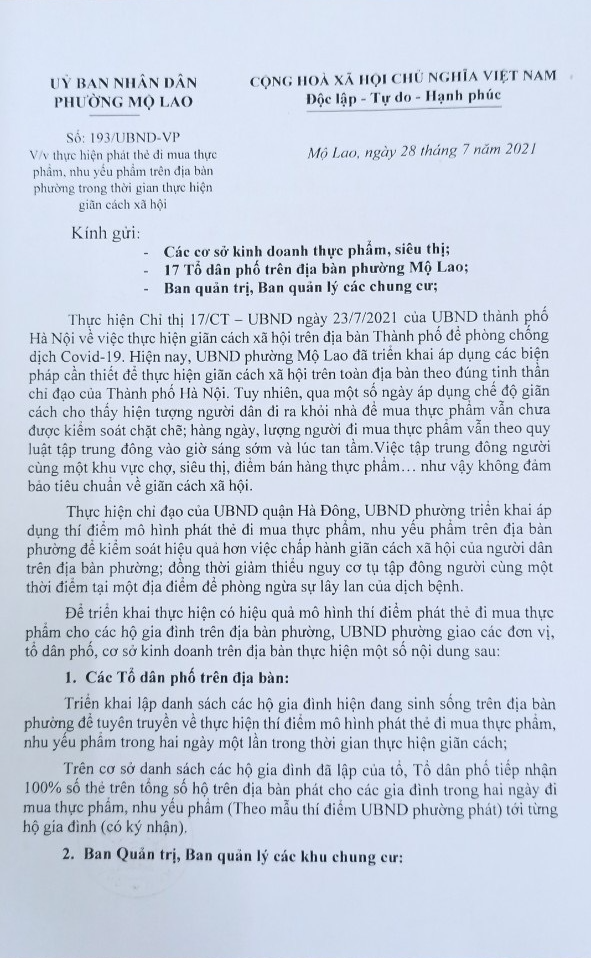 Người trẻ Hà Nội nói gì về phương thức phát phiếu đi chợ?