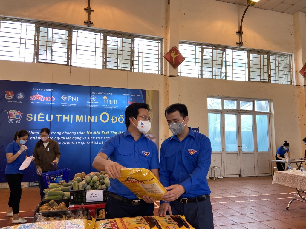 Thị xã Sơn Tây khai trương “siêu thị mini 0 đồng” thứ 18 tại Hà Nội