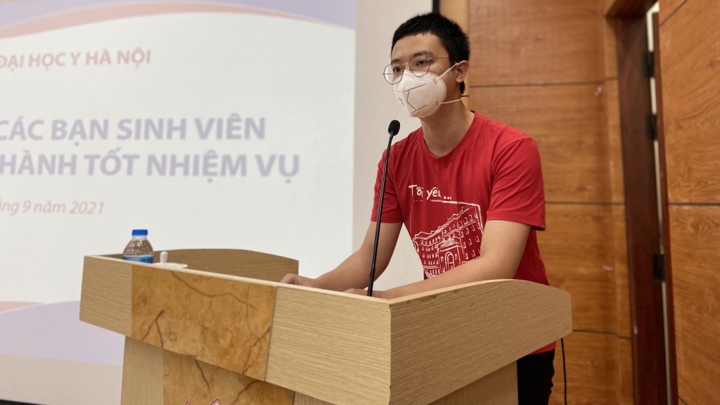Đại học Y Hà Nội xuất quân đội hình tình nguyện hỗ trợ chống dịch Covid-19