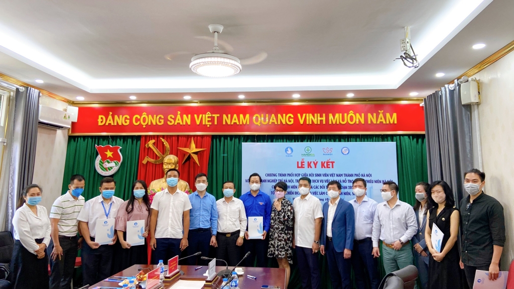 Đẩy mạnh các hoạt động đào tạo, hỗ trợ sinh viên