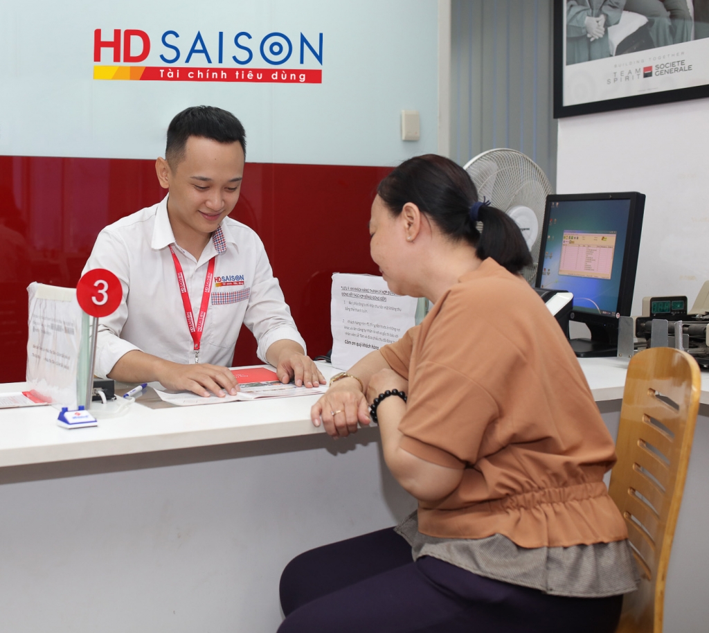 HD SAISON là công ty tài chính tiêu dùng được Ngân hàng Nhà nước cấp giấy phép hoạt động đầu tiên tại Việt Nam từ năm 2007