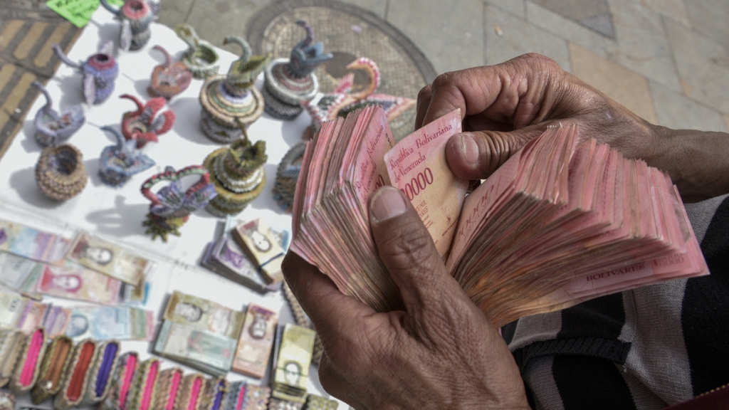 Lạm phát leo thang tại Venezuela (Ảnh: Getty)