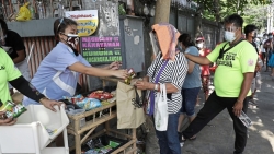 Các cửa hàng thực phẩm cộng đồng nở rộ ở Philippines