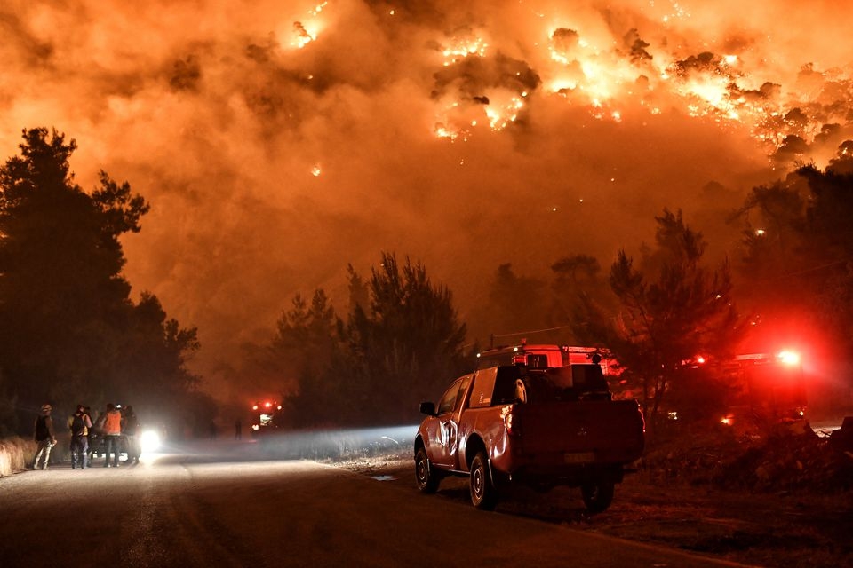   Hy Lạp nỗ lực khống chế đám cháy rừng đầu tiên trong năm 2021 (Ảnh: Reuters)