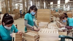 Tin tức thế giới 27/5: Việt Nam là quốc gia xuất khẩu nội thất lớn nhất sang thị trường Mỹ