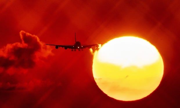 Biến đổi khí hậu gây ra 37% ca tử vong vì nhiệt trên toàn cầu (Ảnh: AP)